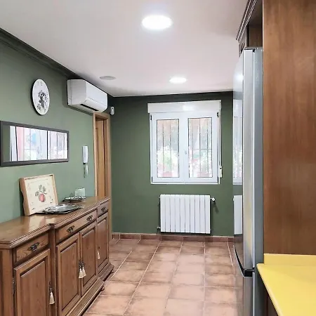 Villa Maravillosa Con Piscina Y Buenas Vistas