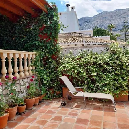 Maravillosa Con Piscina Y Buenas Vistas Villa