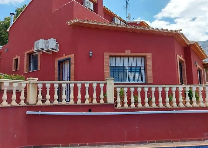 Maravillosa Con Piscina Y Buenas Vistas *