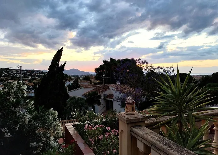 Maravillosa Con Piscina Y Buenas Vistas Villa *