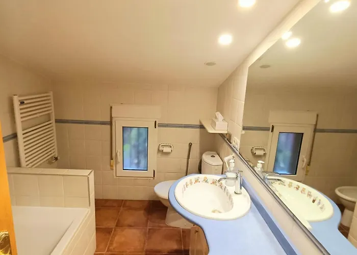 Maravillosa Con Piscina Y Buenas Vistas Villa