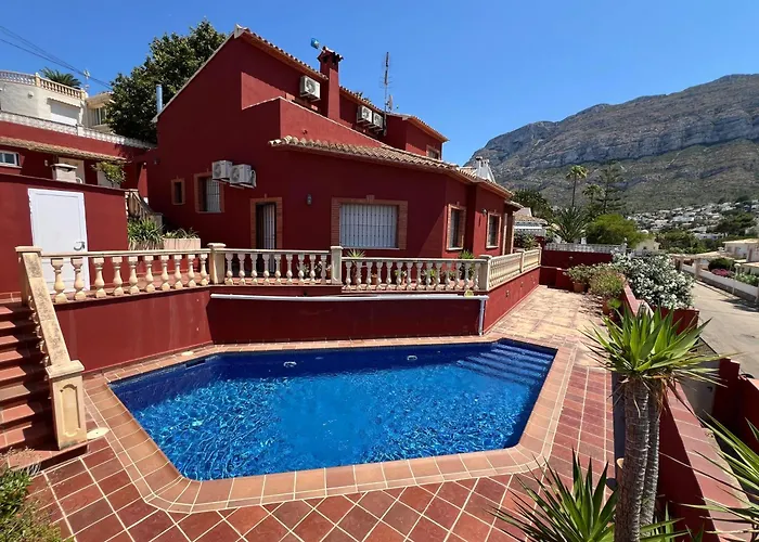 Villa Maravillosa Con Piscina Y Buenas Vistas